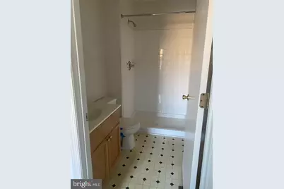 304 N Fremont Avenue, Baltimore, MD 21201 - Photo 15