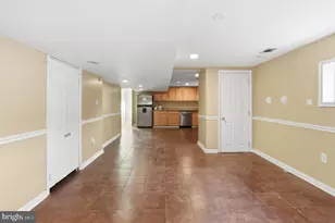 4607 Parkwood Ave, Baltimore, MD 21206 - Photo 9