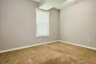 2300 Tioga Pkwy, Baltimore, MD 21215 - Photo 7