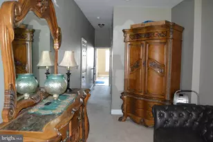 1410 N Bond St, Baltimore, MD 21213 - Photo 15