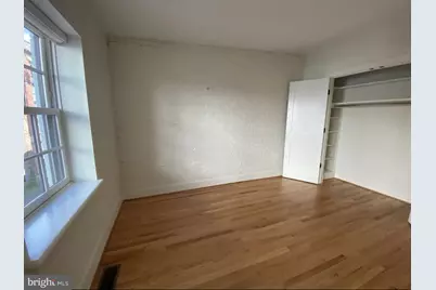 19 Branch Lane E, Baltimore, MD 21202 - Photo 9