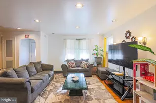 3938 Penhurst Ave, Baltimore, MD 21215 - Photo 11