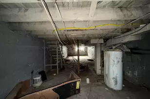 2408 E Oliver St, Baltimore, MD 21213 - Photo 11