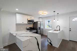 3905 8th St, Baltimore, MD 21225 - Photo 7