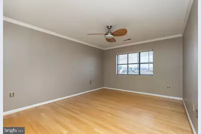 2702 Lighthouse Point E #712, Baltimore, MD 21224 - Photo 11