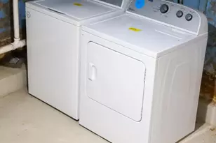 223 N Milton Ave, Baltimore, MD 21224 - Photo 33