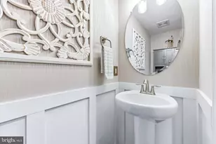 719 S Port St, Baltimore, MD 21224 - Photo 9