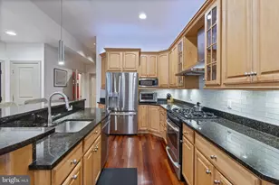 1101 S Clinton St, Baltimore, MD 21224 - Photo 9