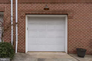 1101 S Clinton St, Baltimore, MD 21224 - Photo 43