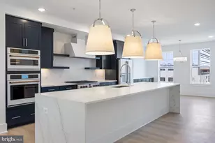 2606 W Peninsula Dr, Baltimore, MD 21230 - Photo 9