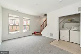 17 S Exeter St, Baltimore, MD 21202 - Photo 25