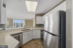 100 Harborview Dr, Baltimore, MD 21230 - Photo 11