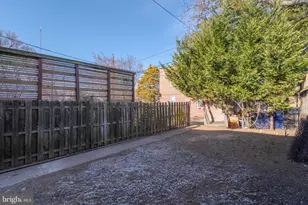 1202 W 42nd St, Baltimore, MD 21211 - Photo 45