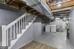 3700 Gelston Dr, Baltimore, MD 21229 - Photo 27