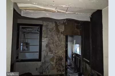 5261 Cordelia Avenue, Baltimore, MD 21215 - Photo 5