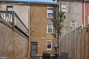 121 Parkin St, Baltimore, MD 21201 - Photo 29