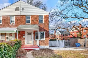 4400 Manorview Rd, Baltimore, MD 21229 - Photo 3