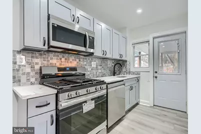 4400 Manorview Road, Baltimore, MD 21229 - Photo 11