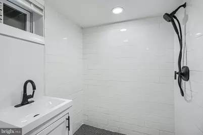 4400 Manorview Road, Baltimore, MD 21229 - Photo 29