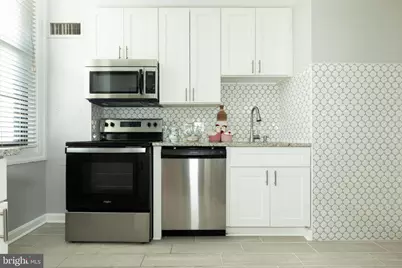 1 E Chase Street #712, Baltimore, MD 21202 - Photo 21