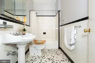 1 E Chase St, Baltimore, MD 21202 - Photo 31