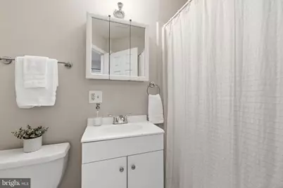 235 S Washington Street, Baltimore, MD 21231 - Photo 21