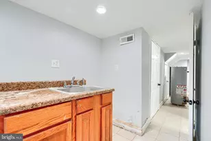 529 N Curley St, Baltimore, MD 21205 - Photo 33