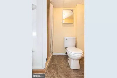 518 S Kenwood Avenue S, Baltimore, MD 21224 - Photo 33