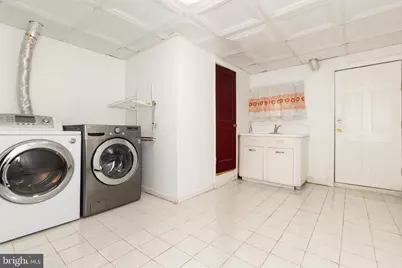 518 S Kenwood Avenue S, Baltimore, MD 21224 - Photo 35