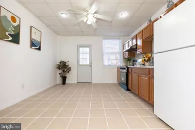 518 S Kenwood Avenue S, Baltimore, MD 21224 - Photo 17