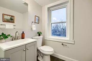 1911 Park Ave, Baltimore, MD 21217 - Photo 33