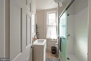 2005 Homewood Ave, Baltimore, MD 21218 - Photo 7