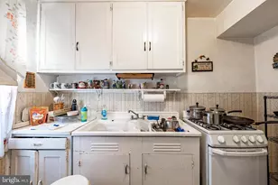 5168 Wright Ave, Baltimore, MD 21205 - Photo 5