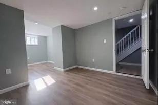 806 E 35th St, Baltimore, MD 21218 - Photo 21