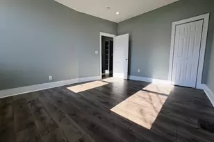 806 E 35th St, Baltimore, MD 21218 - Photo 13