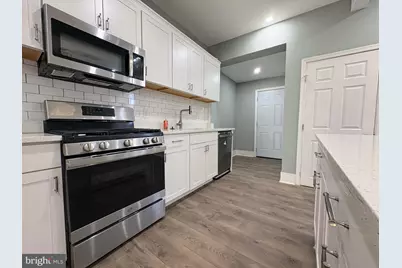 806 E 35th Street, Baltimore, MD 21218 - Photo 9