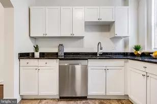 218 N Glover St, Baltimore, MD 21224 - Photo 11