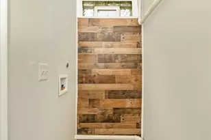 272 S Loudon Ave, Baltimore, MD 21229 - Photo 11