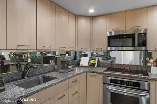 1040 Deer Ridge Dr, Baltimore, MD 21210 - Photo 5