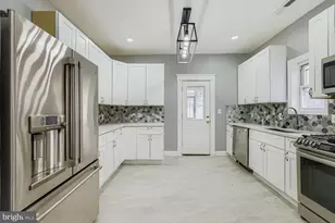 4111 Penhurst Ave, Baltimore, MD 21215 - Photo 9