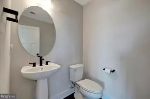 4010 Harmony Ct, Baltimore, MD 21224 - Photo 29