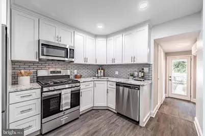 708 W 34th Street, Baltimore, MD 21211 - Photo 9