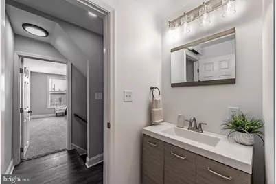 708 W 34th Street, Baltimore, MD 21211 - Photo 27