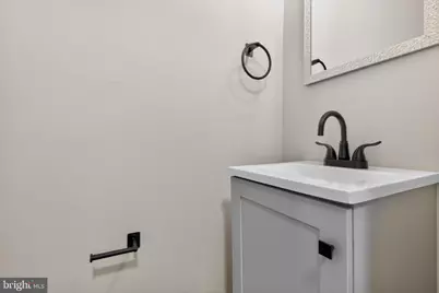 2808 Waldorf Avenue, Baltimore, MD 21215 - Photo 9