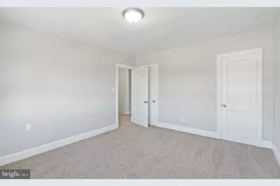 5 Rosedale Street S, Baltimore, MD 21229 - Photo 9