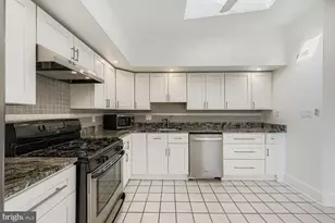 3143 Dillon St, Baltimore, MD 21224 - Photo 9