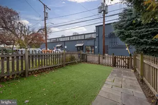 723 Grundy St, Baltimore, MD 21224 - Photo 27