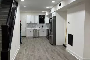 411 Furrow St, Baltimore, MD 21223 - Photo 9