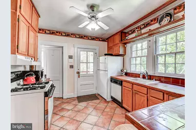 326 Saint Dunstans Road, Baltimore, MD 21212 - Photo 17