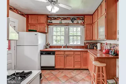 326 Saint Dunstans Road, Baltimore, MD 21212 - Photo 15